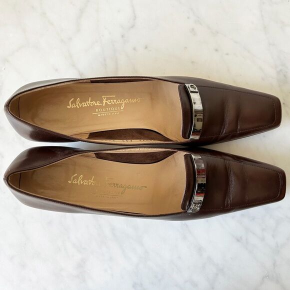 Salvatore Ferragamo Brown Leather Pumps 9.5 AAAA Narrow Silver Bar Square Toe - Picture 7 of 8